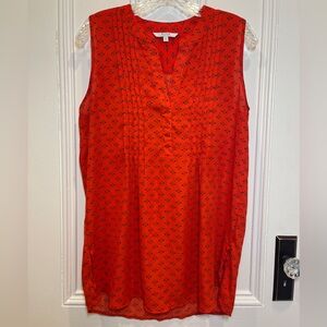 Alfred Sung Red Sleeveless V Neck Blouse - Size M